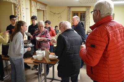 am Samstag nach der Vorabendmesse